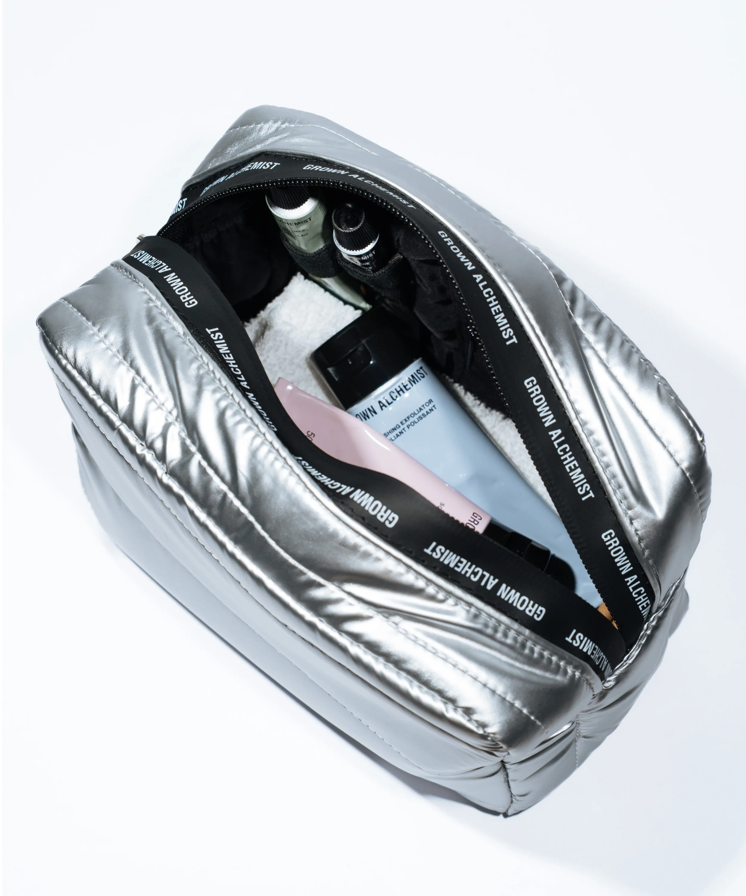 SILVER TOILETRY BAG - Image 3